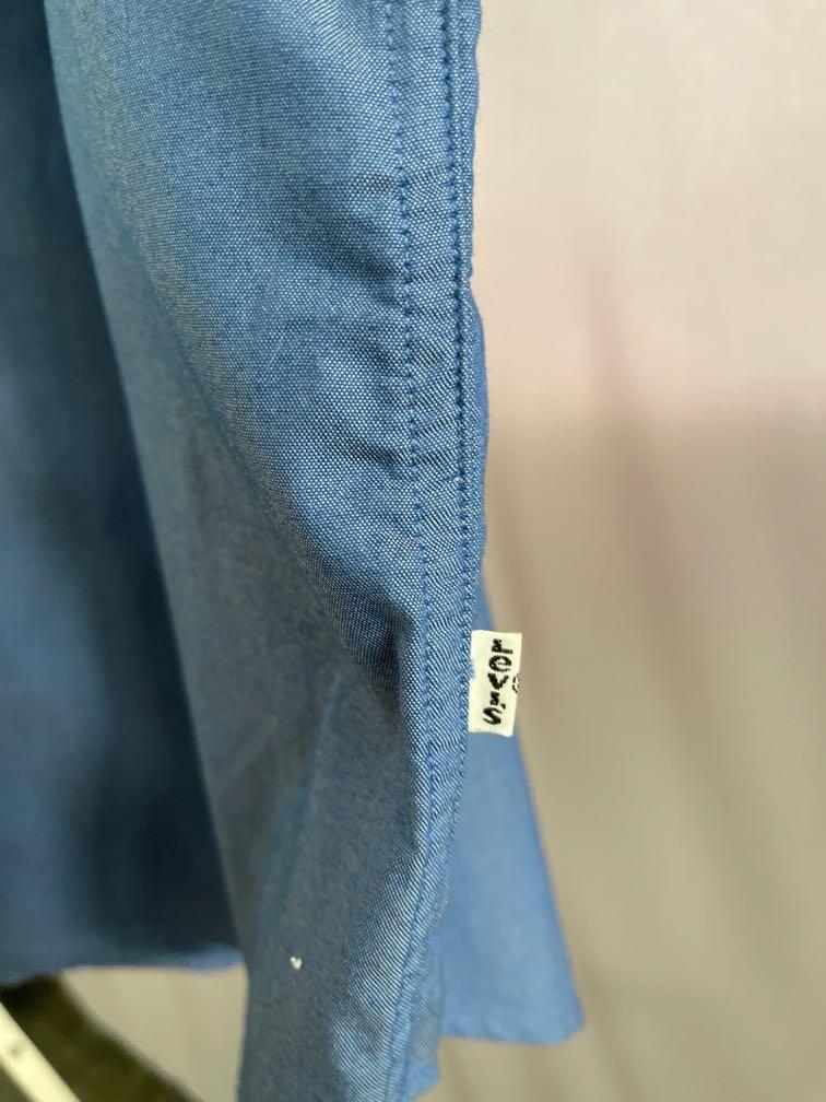Levi’s s/s from commuter collection 🚲 (Category: Tshirts & Polo Shirts ) located in Quezon City. Submitted by chopblock (Listing ID 1101548226, Image 3). Description: .