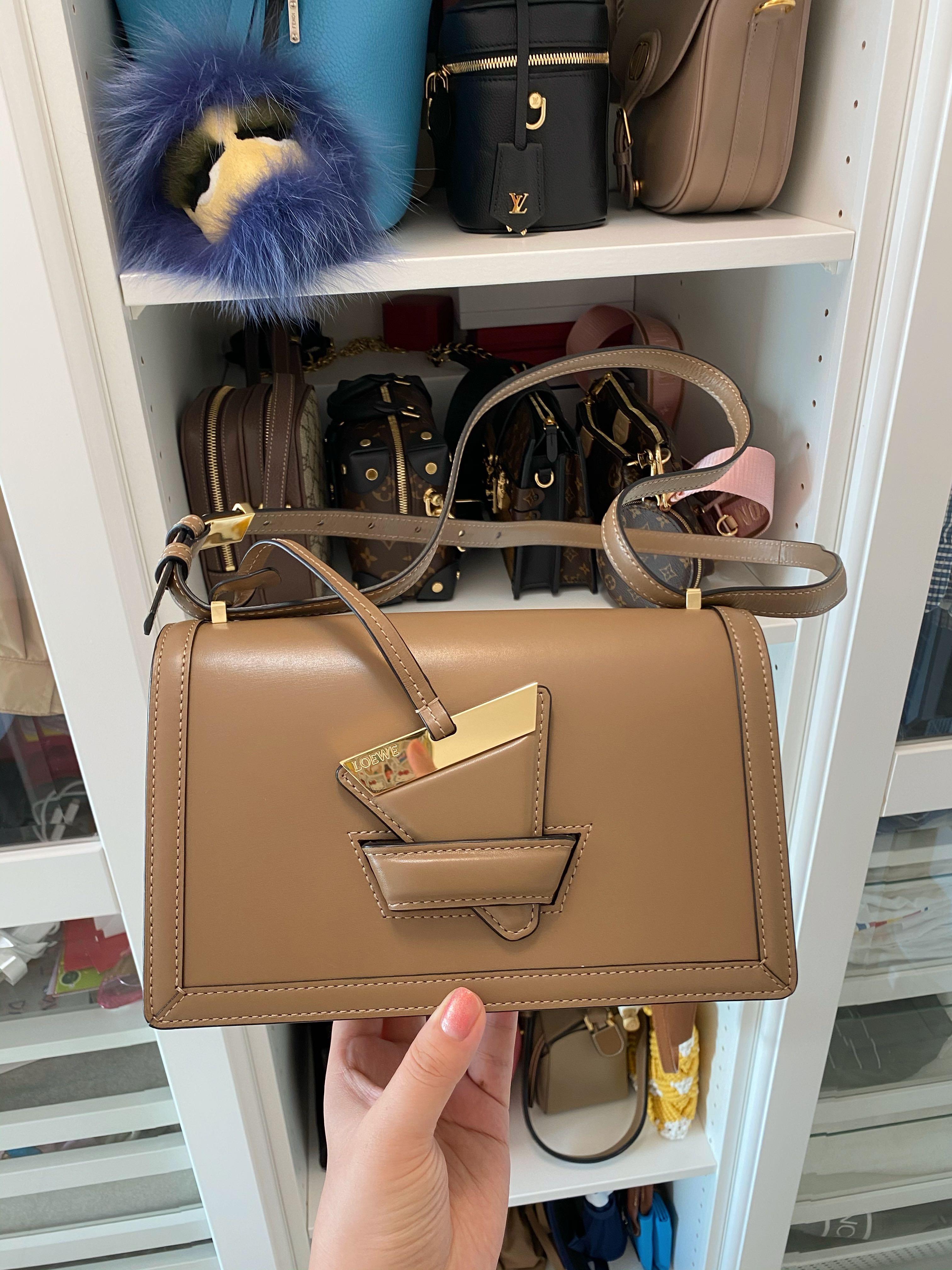 Loewe barcelona bag medium on sale