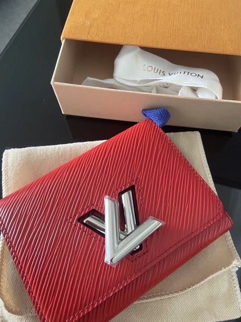 Louis Vuitton Twist Xs Wallets For Menthol