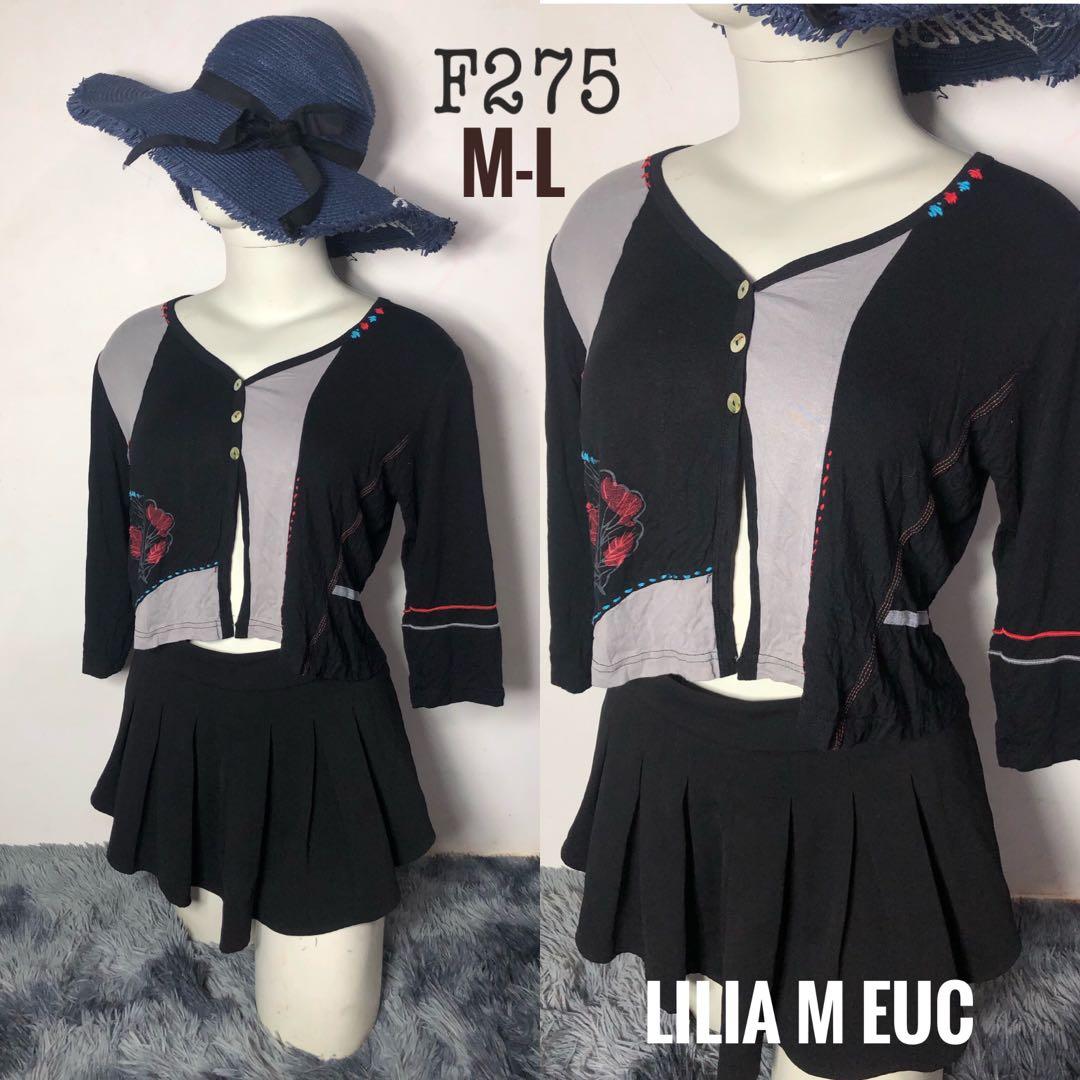 M L Lilia Cropped Longsleves Women S Fashion Tops Others Tops On Carousell