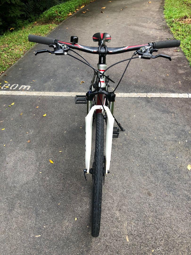 Mongoose reform sales sport 700c hybrid