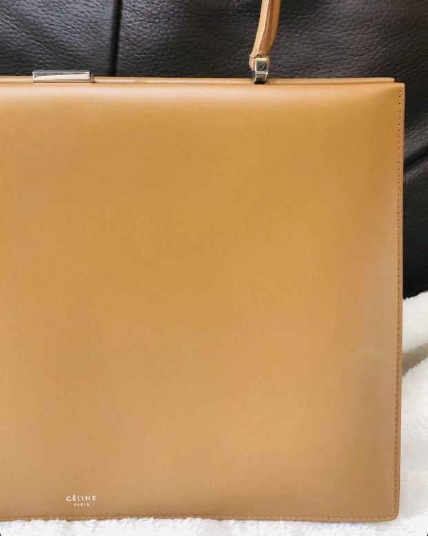 Celine shop box clasp