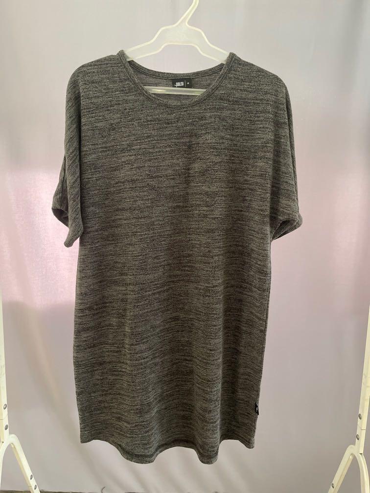Publish knit tshirt (Category: Tshirts & Polo Shirts ) located in Quezon City. Submitted by chopblock (Listing ID 1101543440, Image 1). Description: Long cut silhouette .