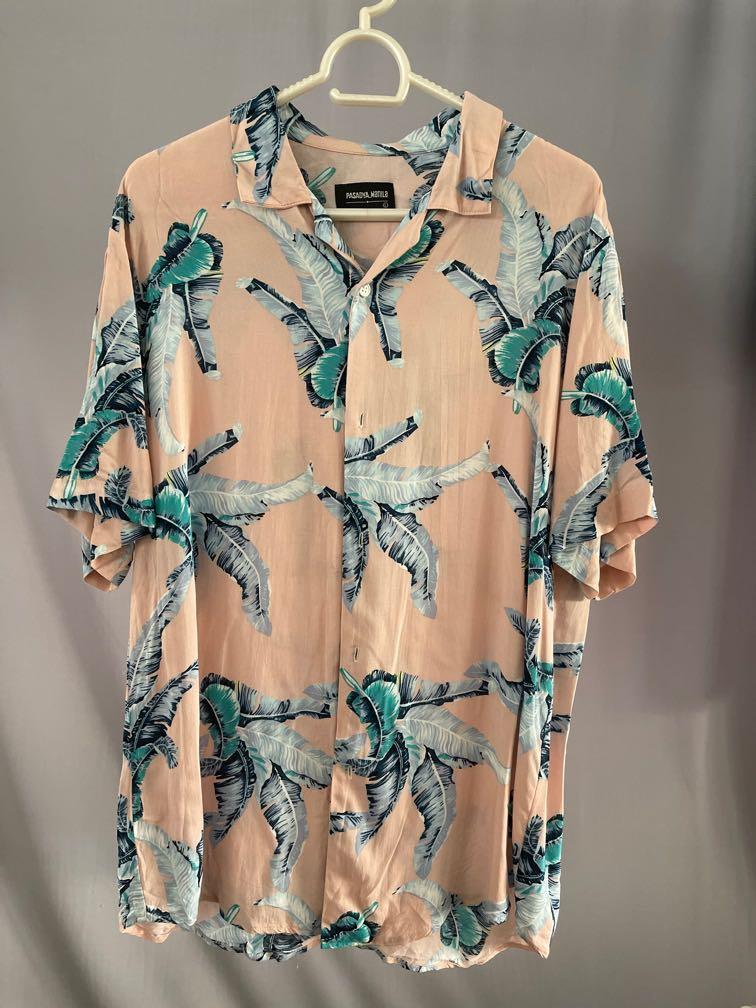 Random Hawaiian shirt (Category: Tshirts & Polo Shirts ) located in Quezon City. Submitted by chopblock (Listing ID 1101547273, Image 1). Description: .
