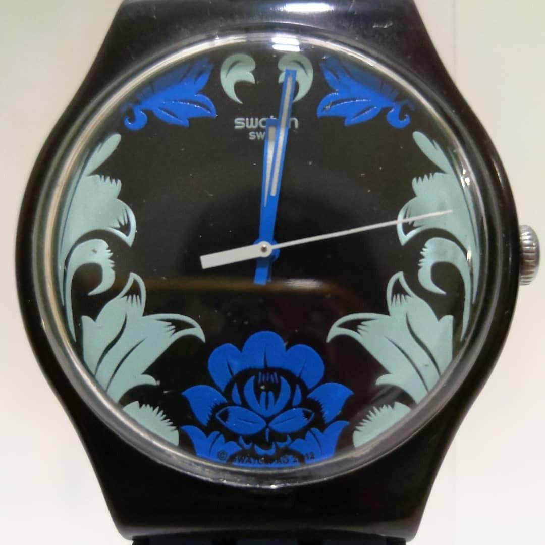 Rare Kalinka Malinka SZS07 Swatch AG 2012 Mother Day Special, Men's  Fashion, Watches on Carousell