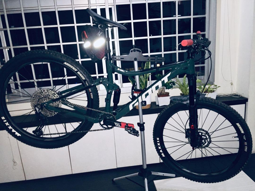 giant stance trekking green