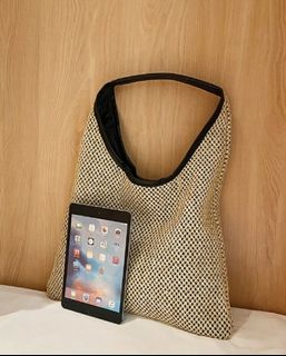 (Category: ) located in . Submitted by shoppersbag (Listing ID 1101516855, Image 1). Description: .