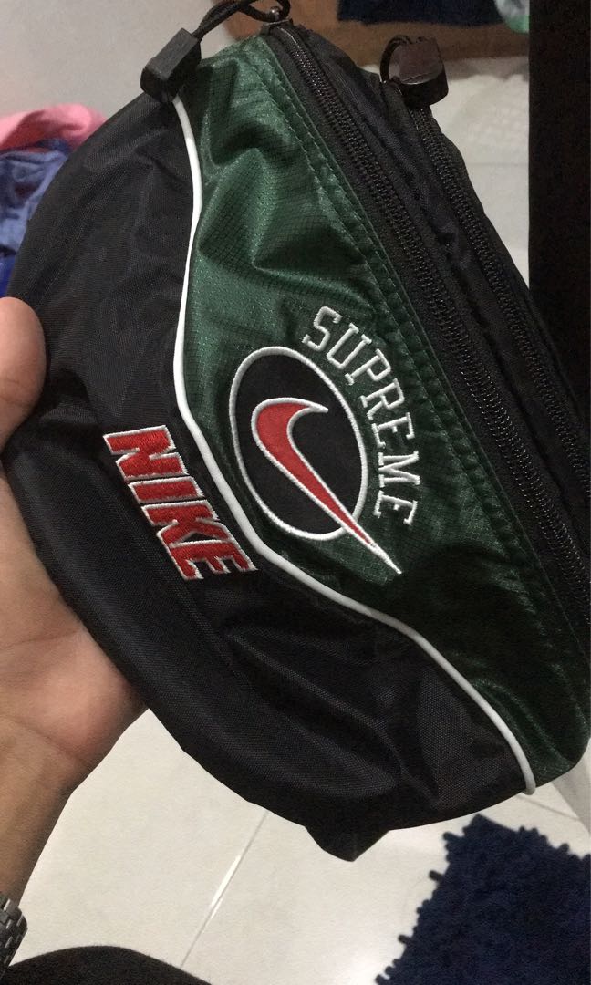 Supreme nike shoulder bag green sales