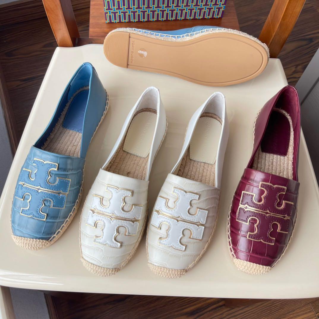 Tory Burch Ines Espadrilles Embossed, Women's Fashion, Footwear, Loafers on  Carousell