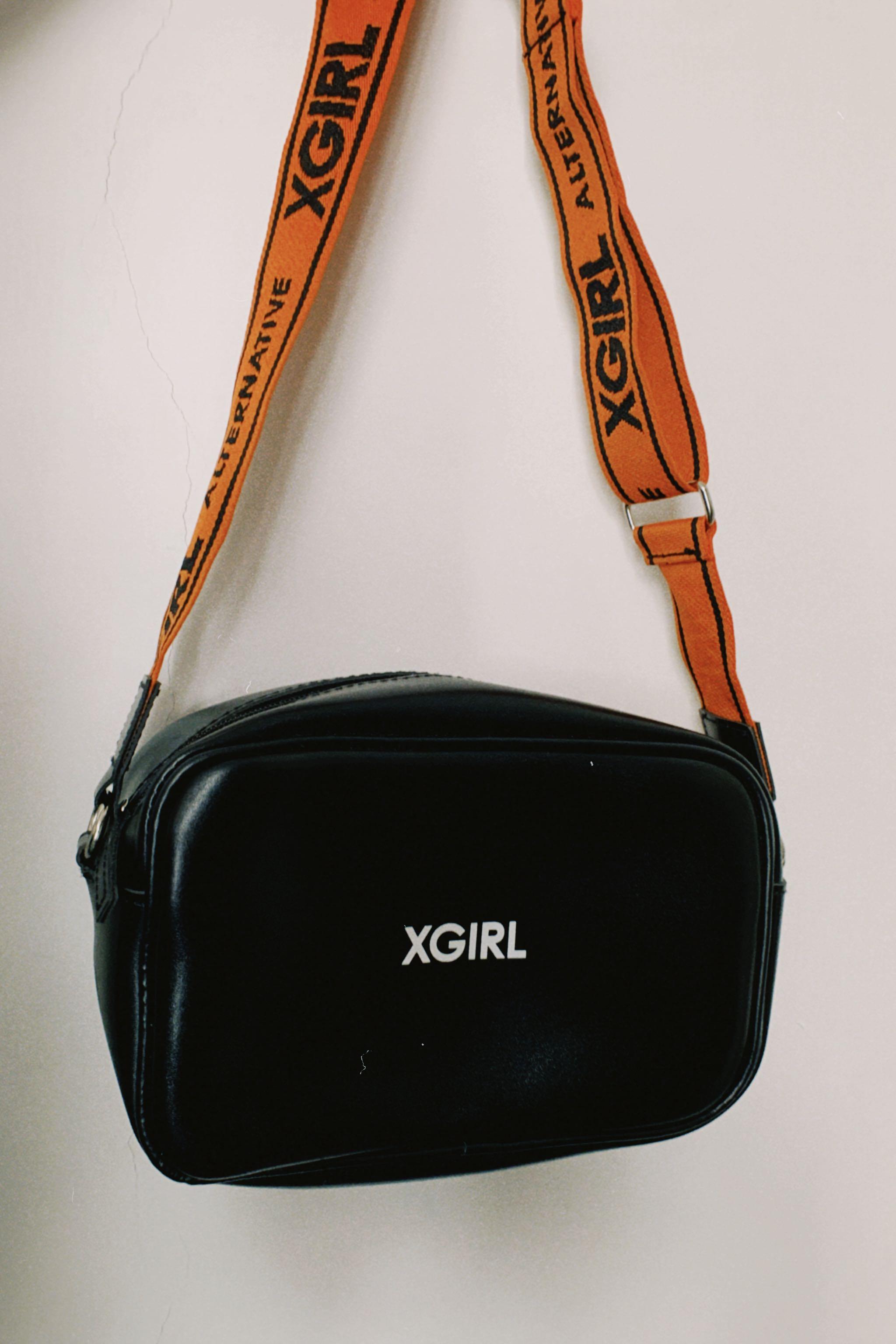 X girl 雜誌附錄袋camera bag, 女裝, 手袋及銀包, 多用途袋- Carousell