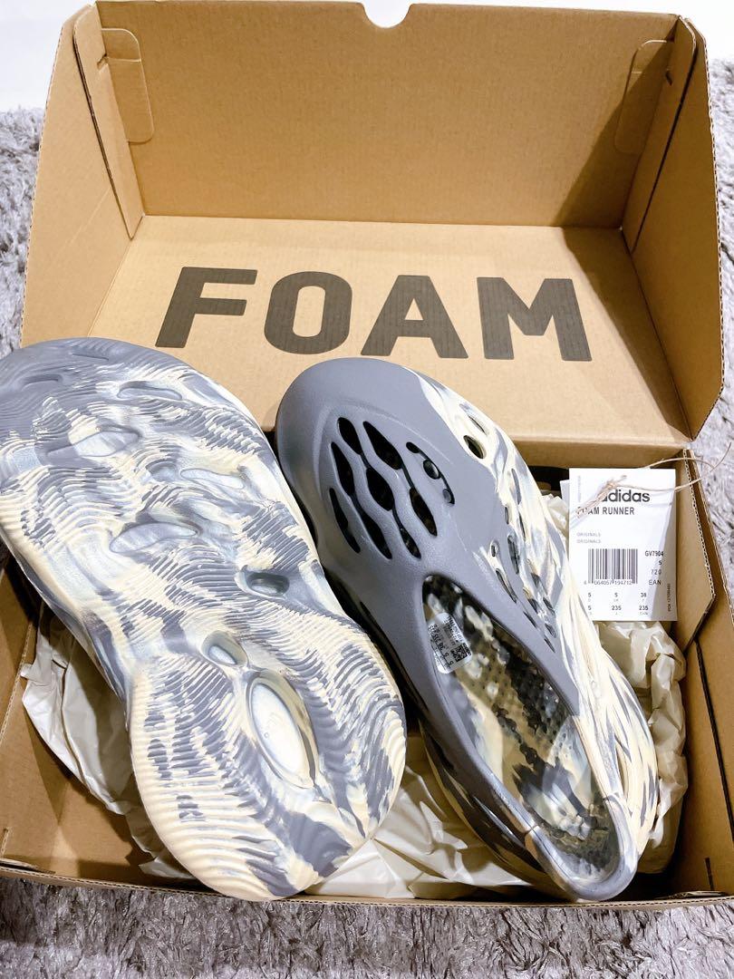 foam runner moon grey