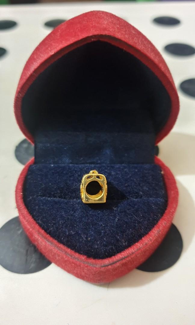 916 gold Gucci Dionysus bag pandora charm 2.30g