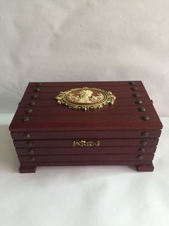 (Category: ) located in . Submitted by redgiftshop (Listing ID 1101750555, Image 1). Description: .