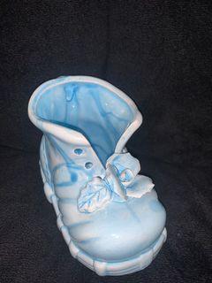 Ceramic mini shoe pot