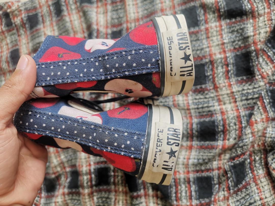 Converse chuck taylor apple print high tops women Women s Fashion