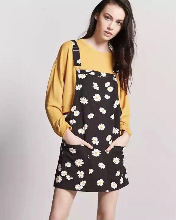 Daisy overall outlet dress
