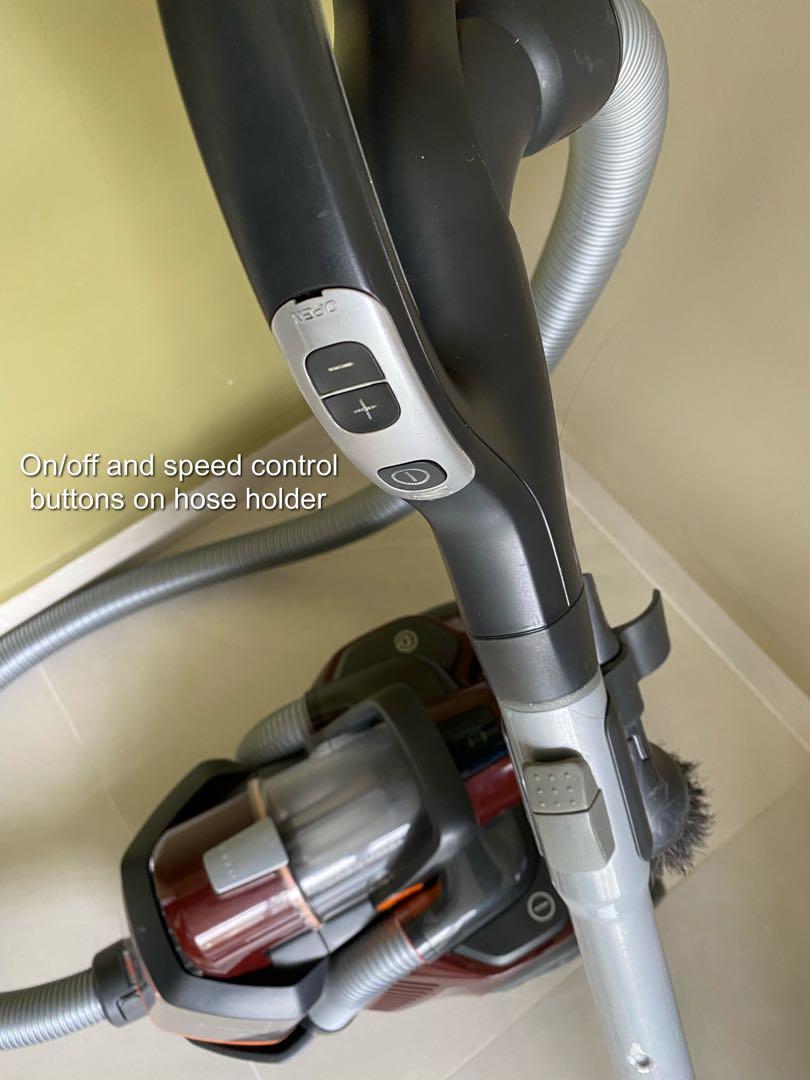 Electrolux UltraFlex Cyclonic Bagless Vacuum Cleaner, TV & Home