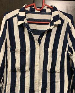 H&M long button down vertical stripes shirt office wear casual longer hem comfy navy blue