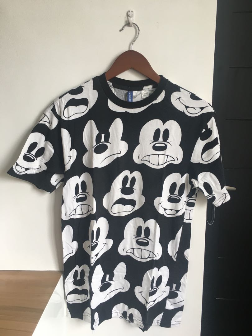 H M mickey mouse oversized t shirt Men s Fashion Tops Sets