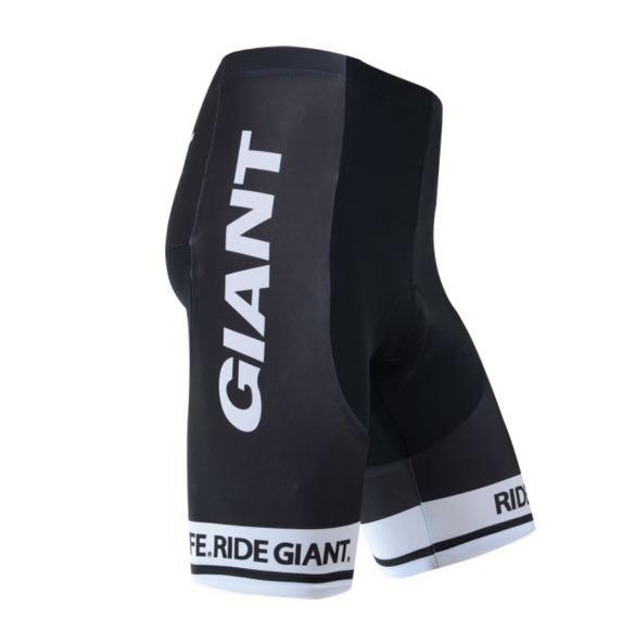 Giant cycling jersey best sale and shorts