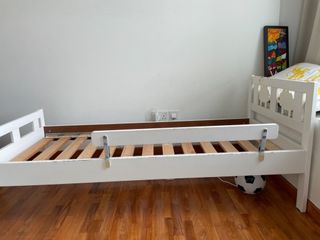(Category: ) located in . Submitted by laurette (Listing ID 1101754616, Image 1). Description: .