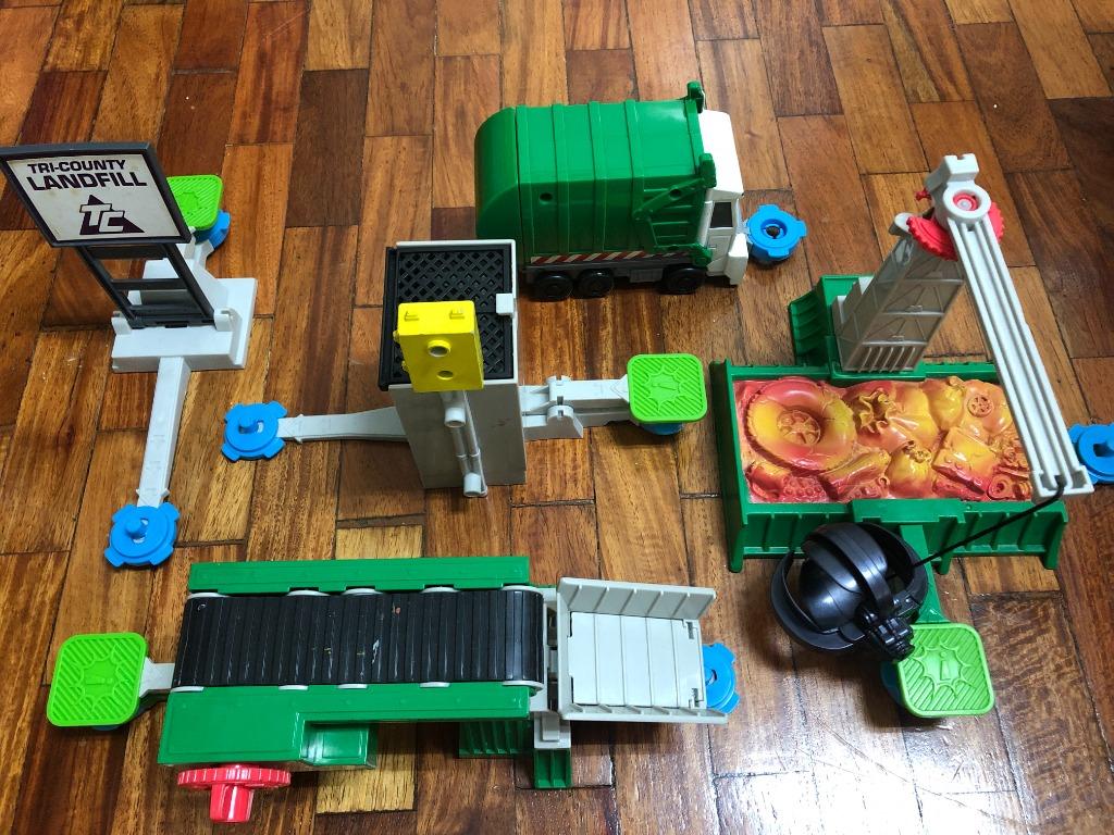 Original Toy STory 3 Junkyard Escape, Hobbies & Toys, Toys & Games on