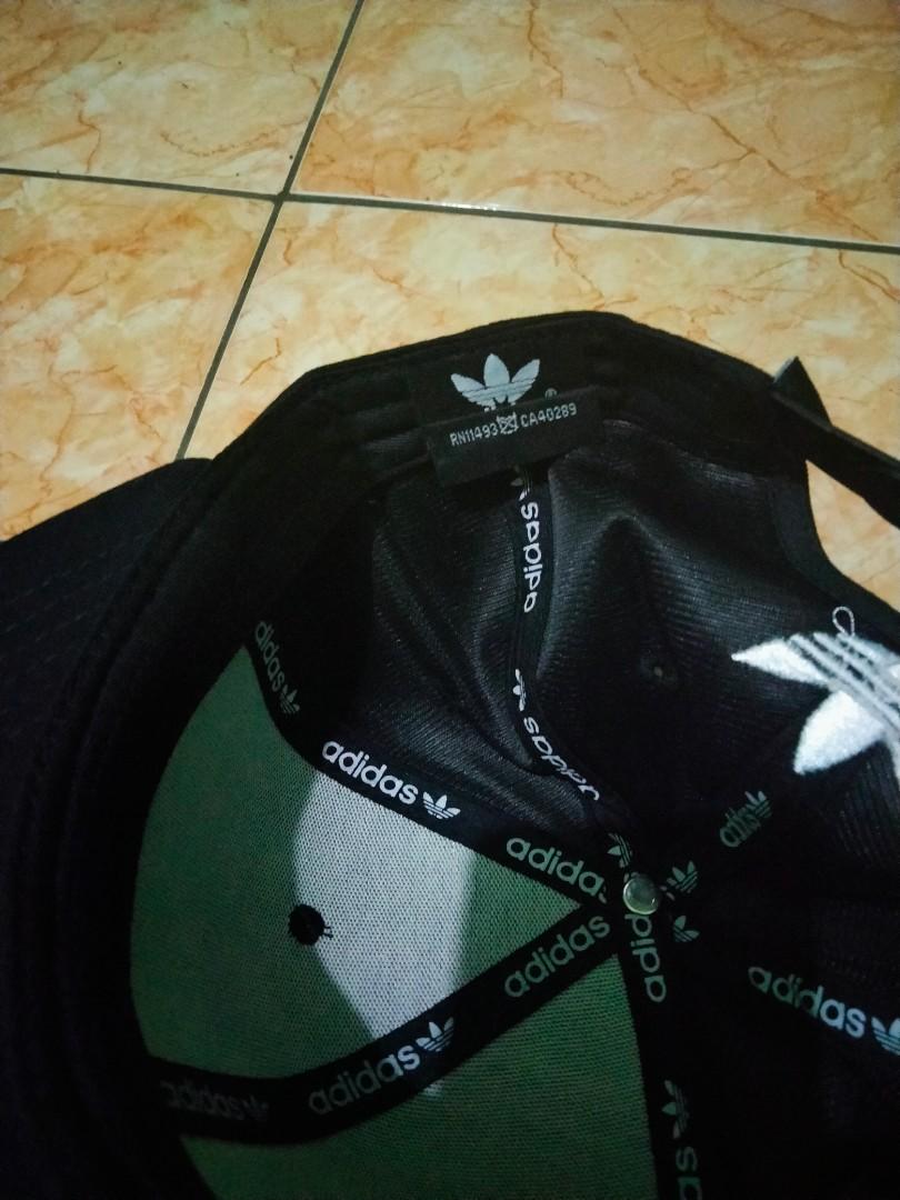 Snapback bape x adidas, Fesyen Pria, Aksesoris, Topi di Carousell