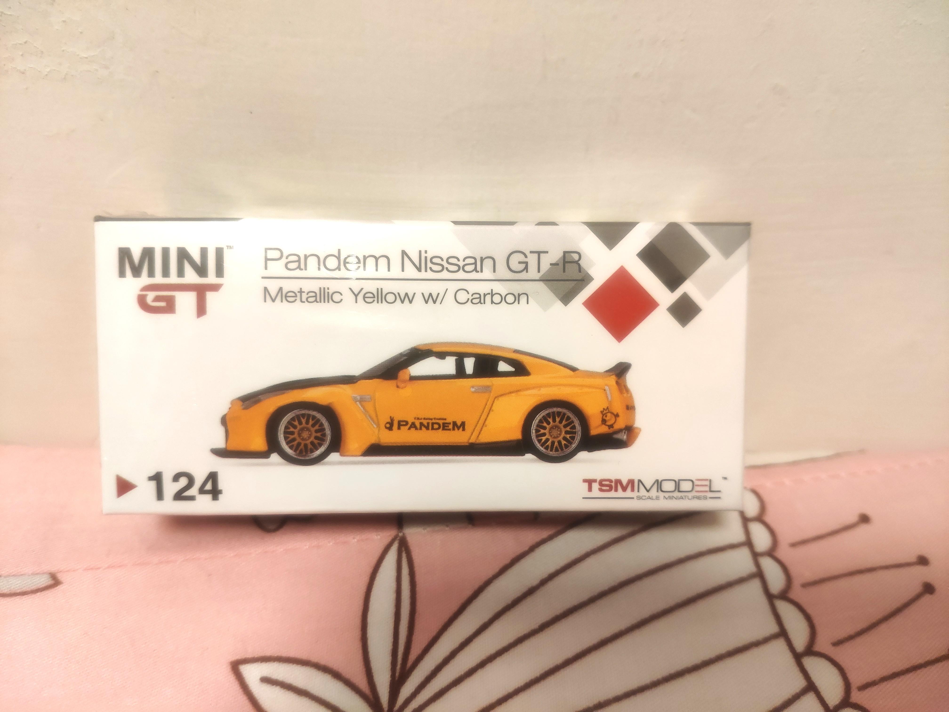 Tiny, 微影, mini gt no. 124, GTR , pandem nissan GT-R , metallic yellow /  carbon , tsm model, 興趣及遊戲, 玩具& 遊戲類- Carousell