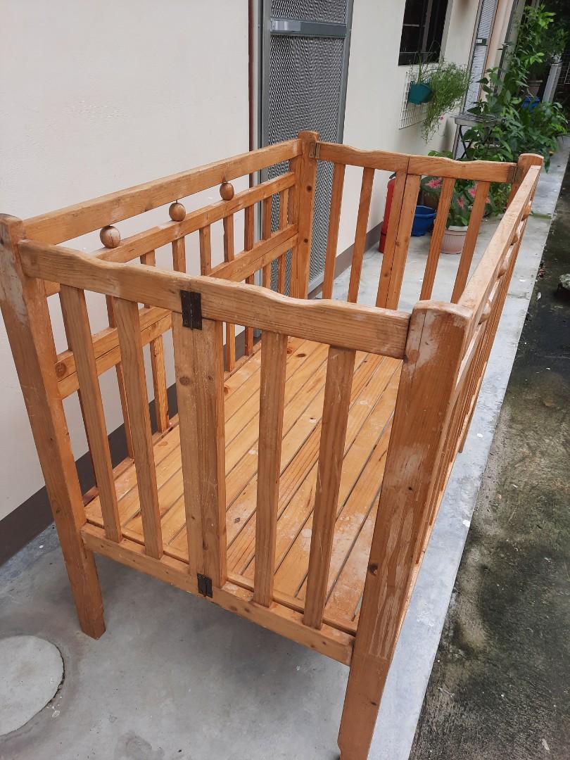 Folding wooden crib online
