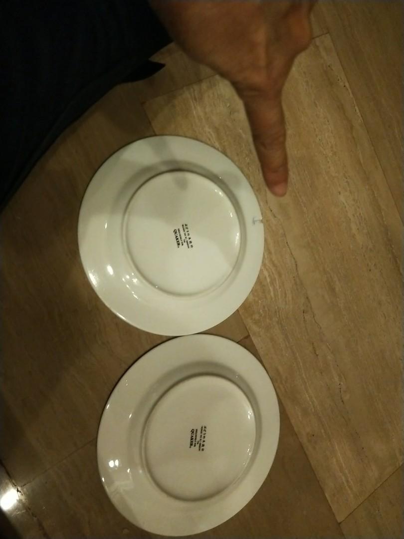 Vintage dinner plates, Hobbies & Toys, Memorabilia & Collectibles