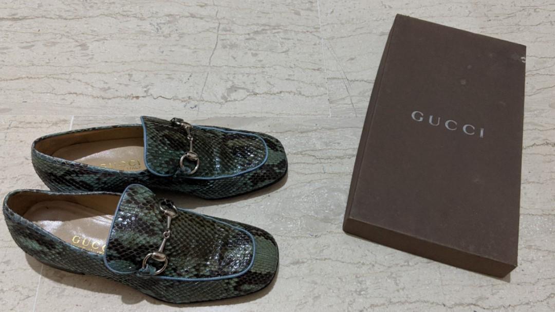 Vintage gucci discount loafers women's