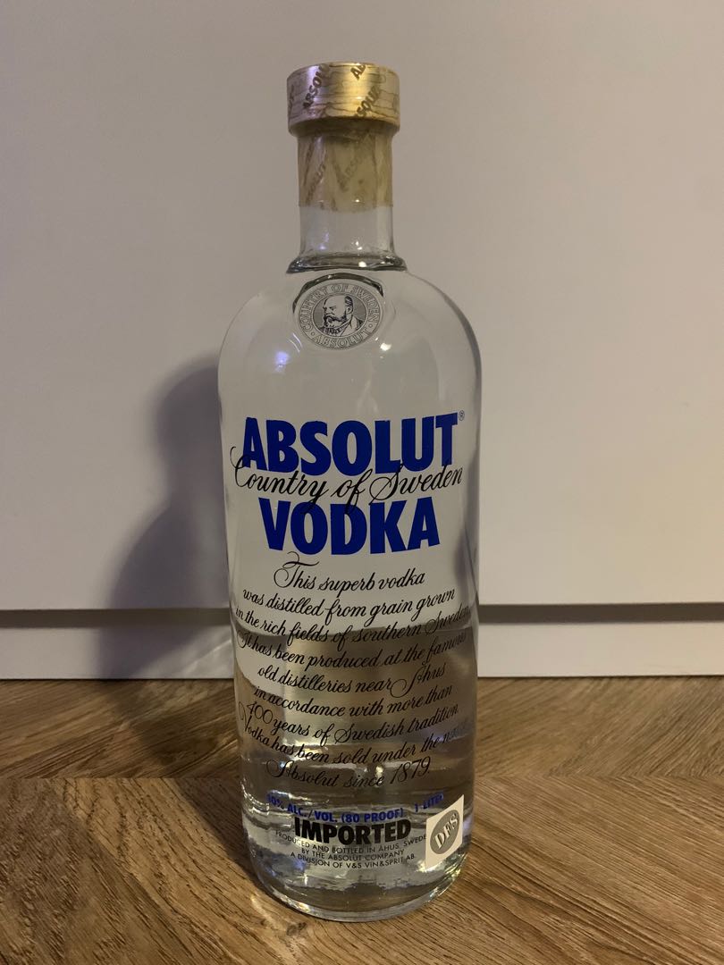 Brand New Absolut Vodka 1 L Food Drinks Beverages On Carousell