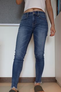 （分類：）位於 。 由 pre.loved.hk 提交（商品編號 1098132520，圖片 1）。簡介： 。