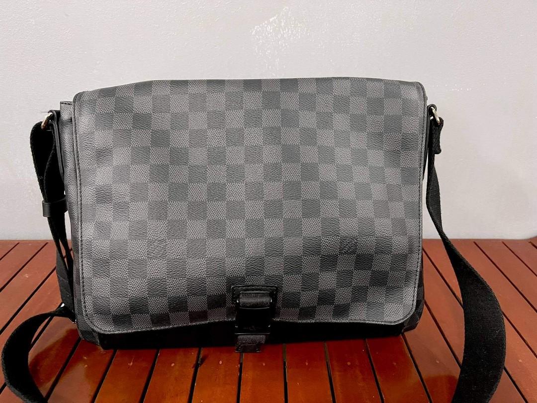 Authentic LV damier graphite messenger bag