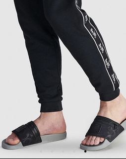 (Category: ) located in . Submitted by luxstyle_store (Listing ID 1098197299, Image 1). Description: .