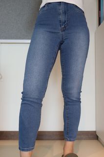 （分類：）位於 。 由 pre.loved.hk 提交（商品編號 1098133417，圖片 1）。簡介： 。