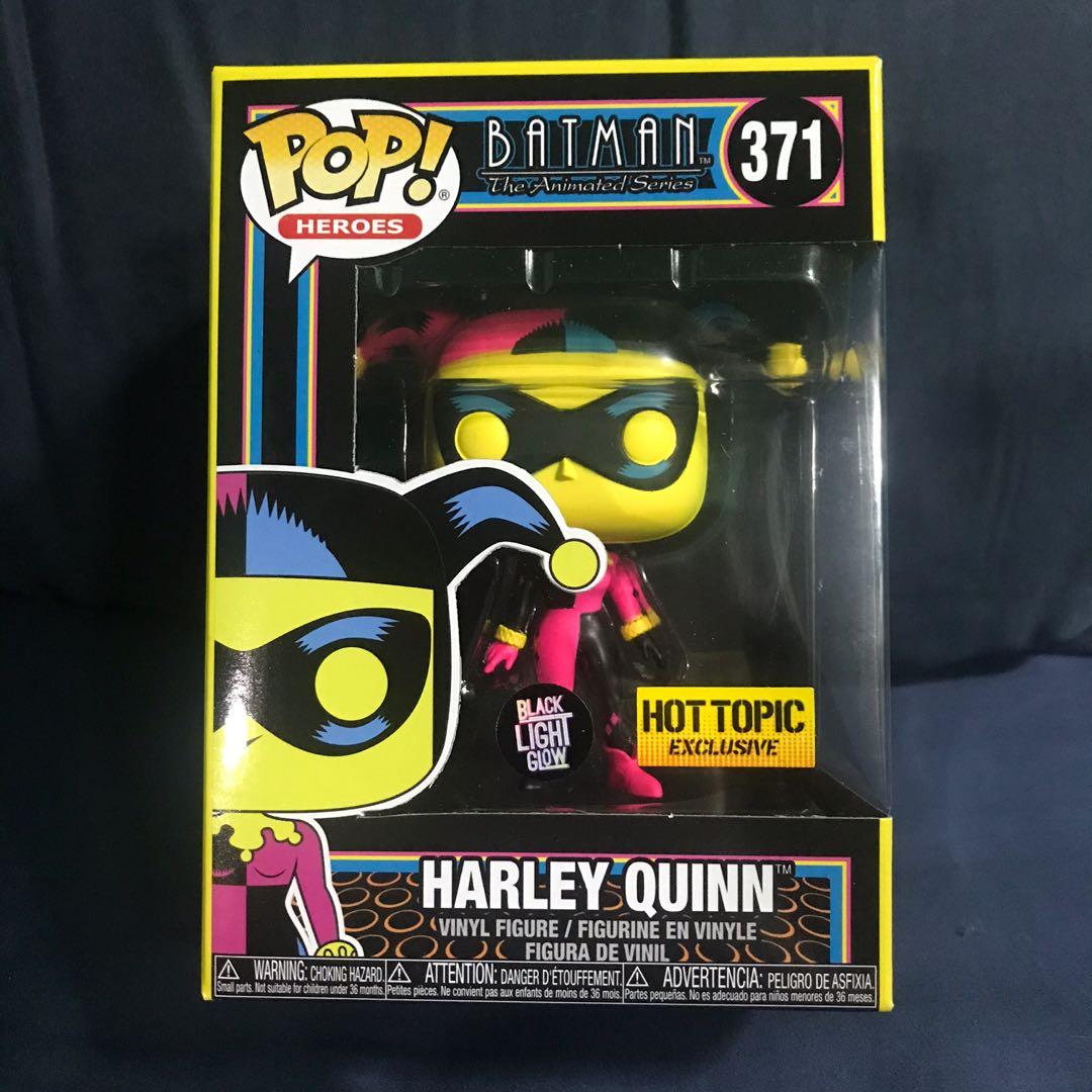 Hot Topic Exclusive Blacklight Harley Quinn Funko Pop, Hobbies & Toys