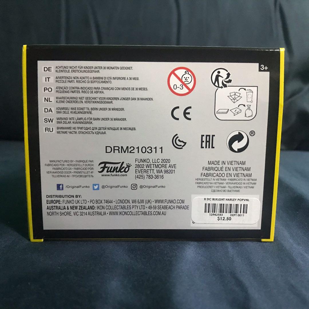 Hot Topic Exclusive Blacklight Harley Quinn Funko Pop, Hobbies & Toys