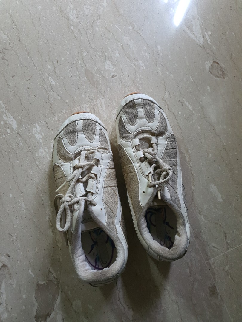 Used sales cheer shoes