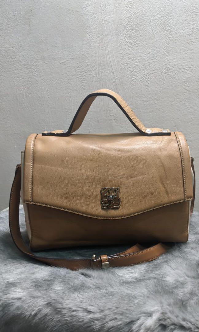 Louis Quatorze Sling Bag