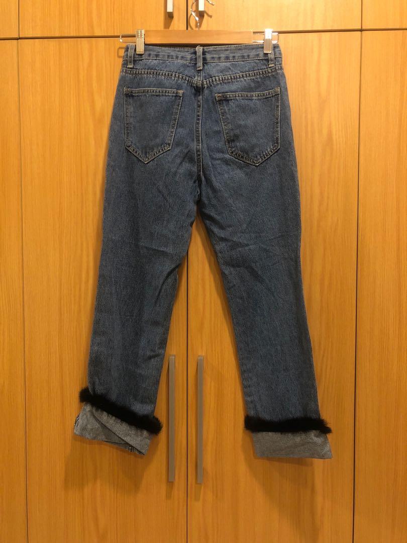 Denim Mom Jeans with Fur Trim (Category: Jeans) located in Quezon City. Submitted by juju4444 (Listing ID 1098183455, Image 2). Description: bought these jeans on carousell! super cute but they don't fit me :( fits 26 waist no when worn photos price is negotiable :) mop: bdo, gcash, paymaya, cod.