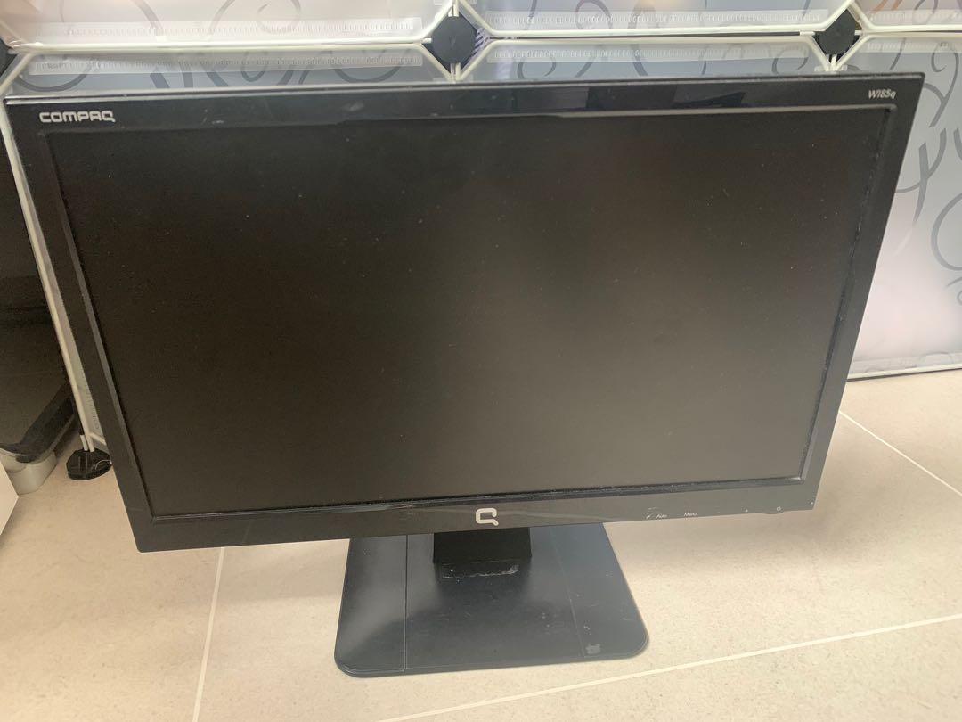 Monitor (Category: Desktops) located in Singapore. Submitted by flowers4u (Listing ID 1098024468, Image 2). Description: Monitor as shown in picture. Able to turn on. Working well. Screen abit yellow tint. Self collection yishun Blk 427 .