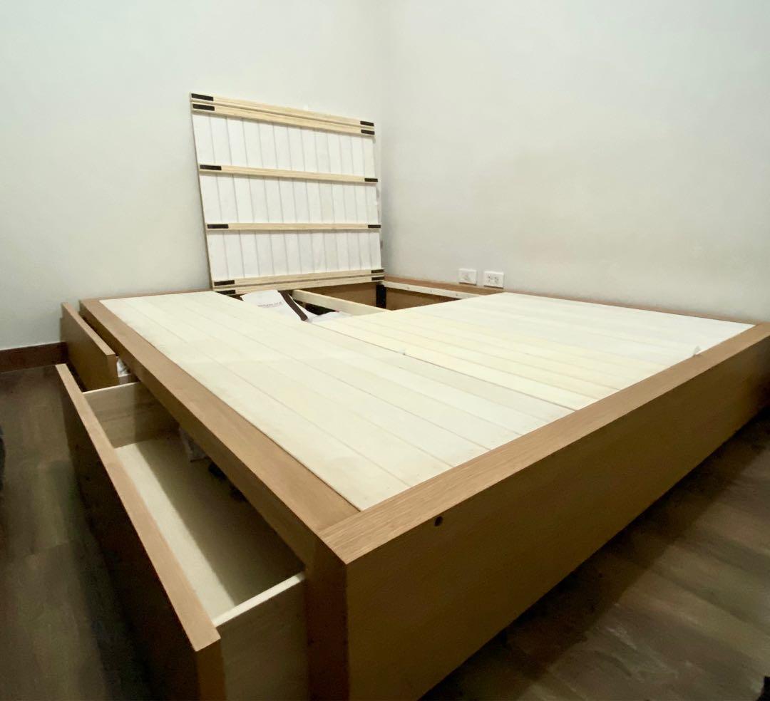 Muji Storage Bed Queen Oak, Furniture & Home Living, Furniture, Bed