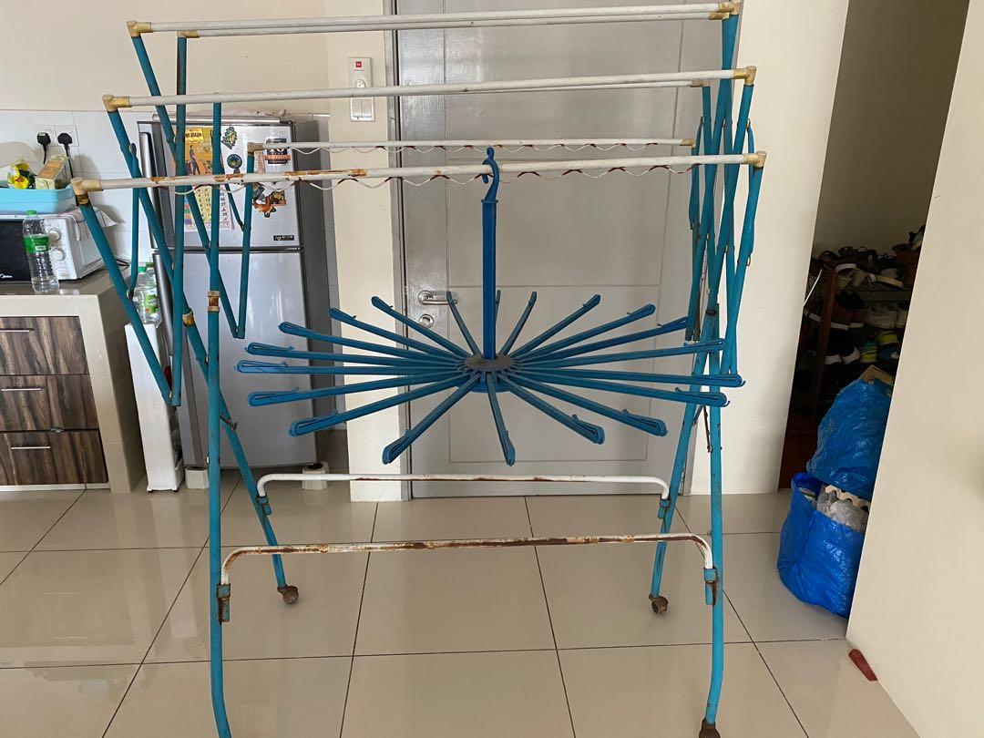 Penyidai Baju Complete With Penyidai Baju Kecil Nego Till Let Go Home Furniture Others On Carousell