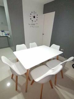 Scandinavian Dining table
(w/Padded Chairs)