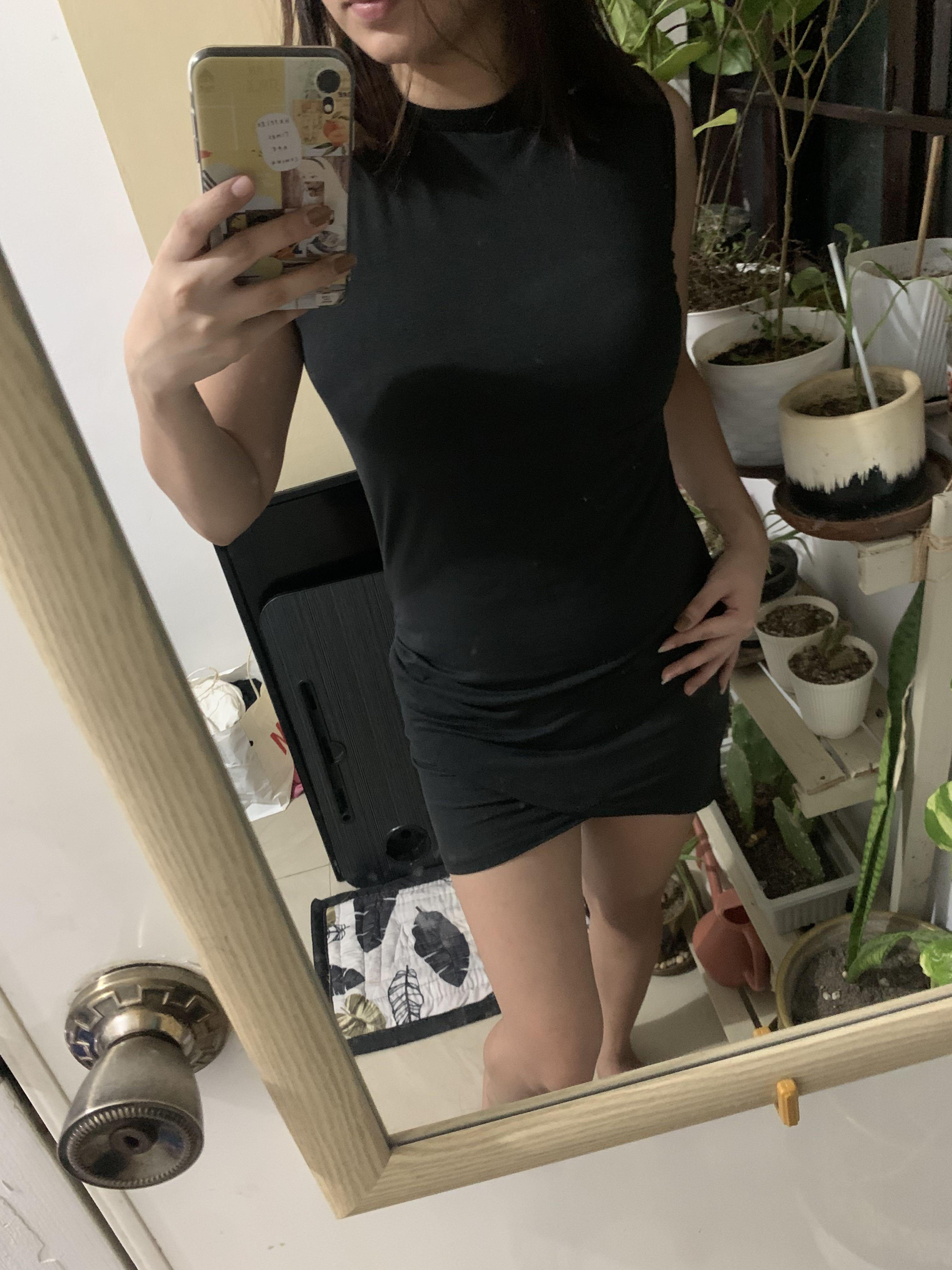 busty dress selfie