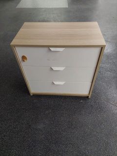 (Category: ) located in . Submitted by second_hand_seller (Listing ID 1098044941, Image 1). Description: .