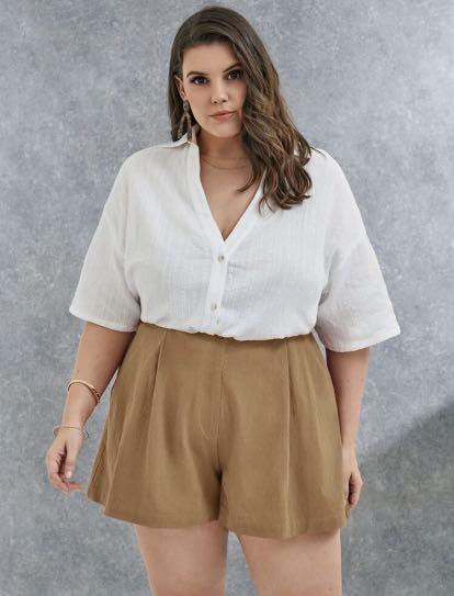 Plus size shop wide leg shorts