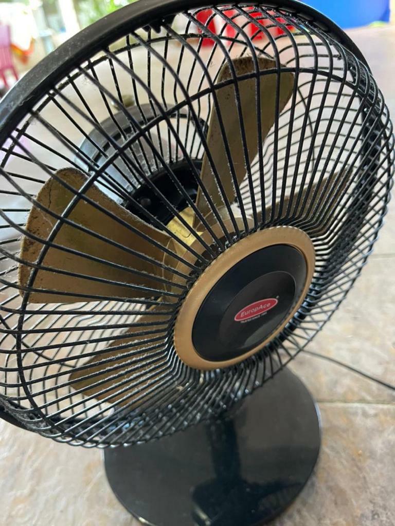 Table Fan Blade besi, Everything Else, Others on Carousell