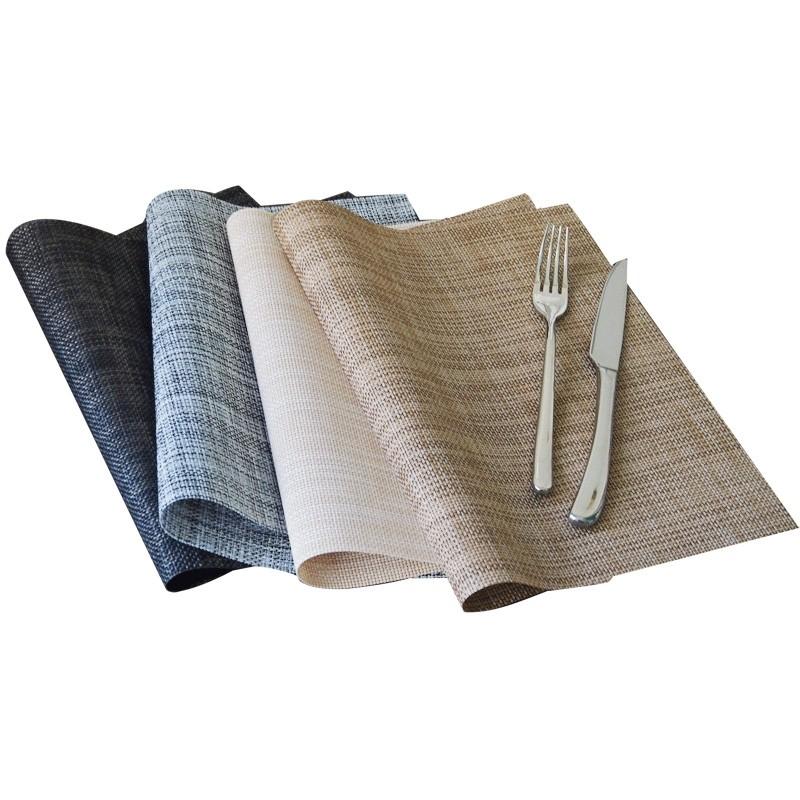 Table map (Category: Table Linen & Textiles) located in Singapore. Submitted by sueberria (Listing ID 1098009534, Image 3). Description: 黑咖啡色 深黑咖啡色.